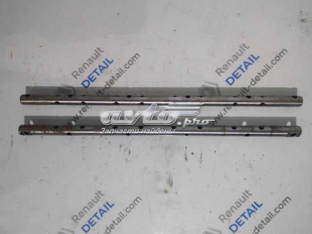Вісь коромисла рокерів 8200754011 RENAULT