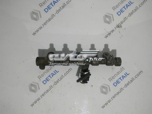 Рампа форсунок системи упорскування палива 8201028992 RENAULT