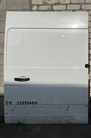 Двері пасажирськи задні ліві 821010023R RENAULT