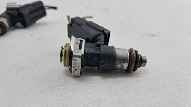 Форсунка інжектора 03C906039 VAG