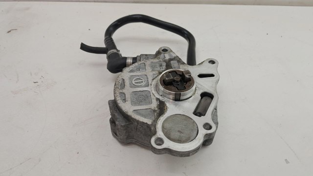 Насос вакуумний 03L145100F VAG