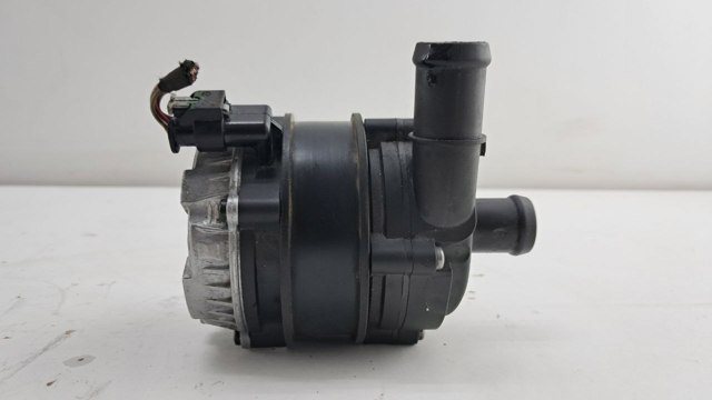 Водяний насос охолодження електричний додатковий 04L965567A VAG