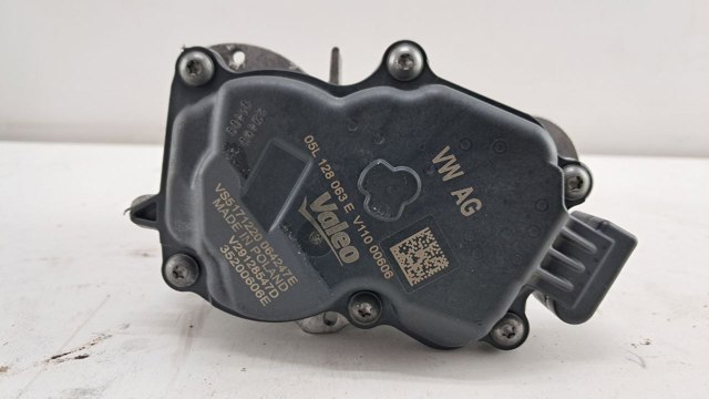 Дросільна заслінка в зборі 05L128063E VAG
