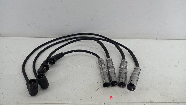 Комплект кабелів запалювання 06A035255C