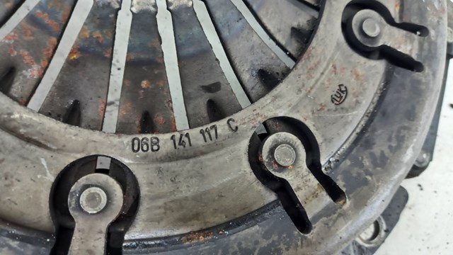 Натискний диск зчеплення Ауді A4 B7