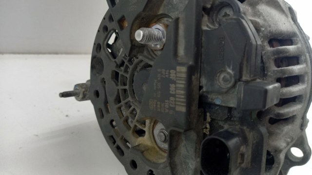 Генератор автомобільний 06F903023G VAG
