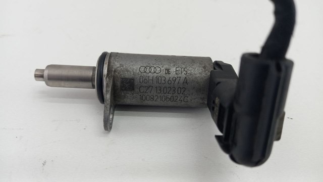 Регулятор фаз газорозподілу 06H103697A VAG
