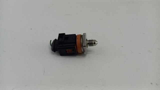 Датчик тиску палива 06J906051D VAG