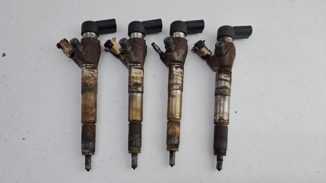 Форсунка паливна 166006212R RENAULT