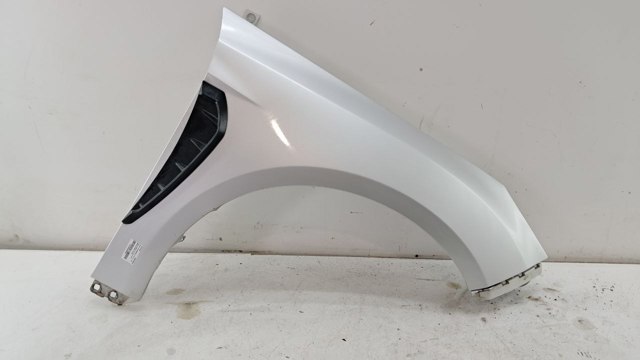 Переднє праве крило 1847624 FORD