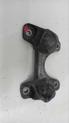 Кріплення подушки коробки передач 22326774105 BMW