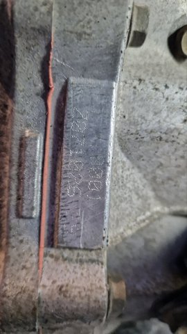 Коробка передач 305002D022 TOYOTA