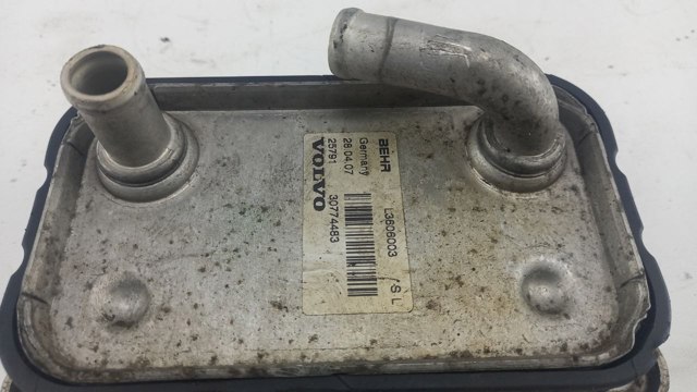 Масляний радіатор охолодження рідини АКПП 30774483 VOLVO