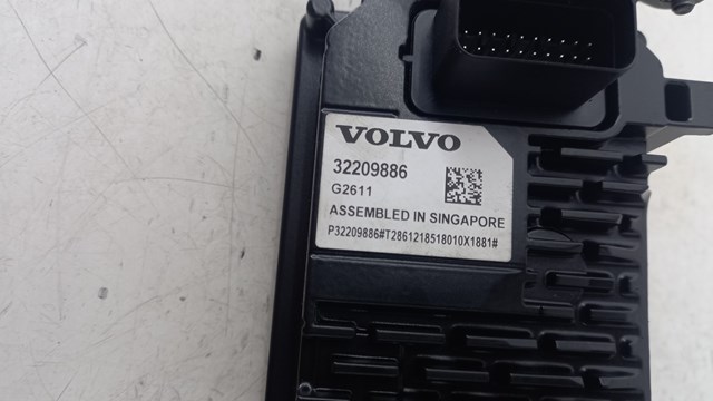 Камера заднього виду 32209886 VOLVO