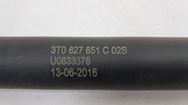 Амортизатор двері 3/5-ї задньої 3T0827851C VAG