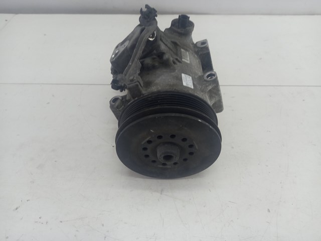 Насос кондиціонера 4472601497 PEUGEOT