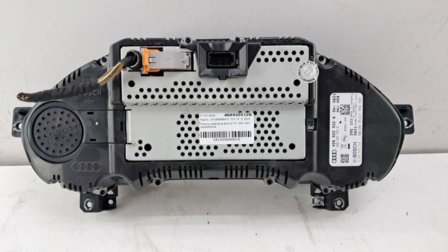 Щиток приладів 4G8920932Q VAG