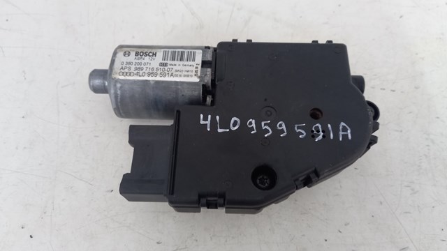 Мотор приводу люка 4L0959591A VAG