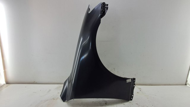Переднє праве крило 5380153060 TOYOTA