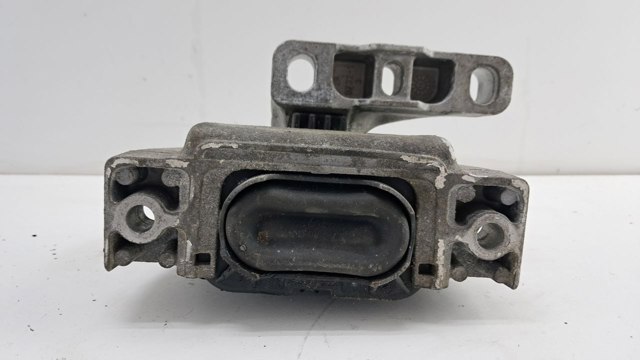 Подушка трансмісії (опора коробки передач), ліва 5Q0199262BJ VAG