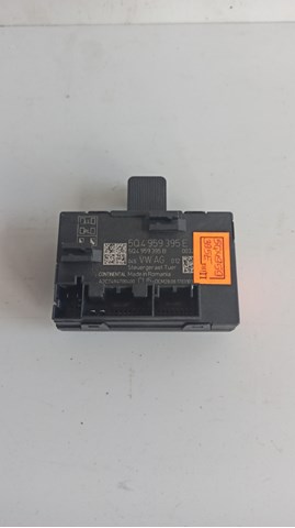 Блок комфорту задніх дверей 5Q4959395E VAG