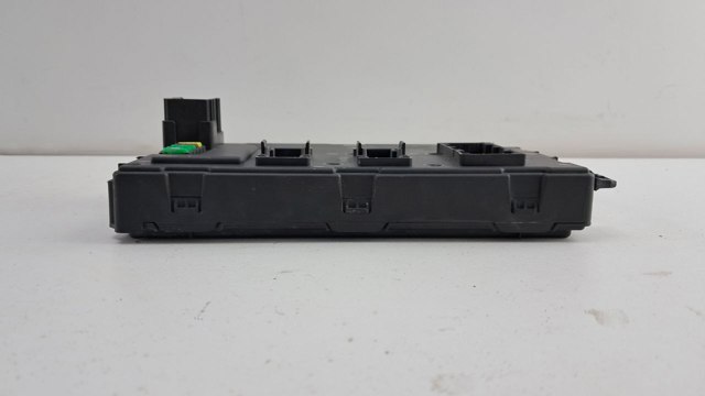 Монтажний блок 61359329700 BMW