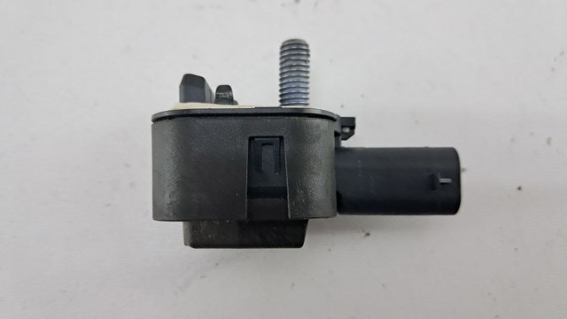 Датчик Ейрбег передній 65779224178 BMW