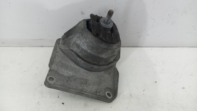 Ліва подушка двигуна 6761089 BMW