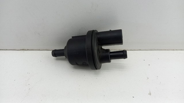 Клапан парів бака 6QE906517A VAG