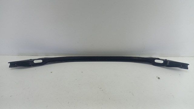 Кронштейн бампера переднього, центральний 7203078 BMW