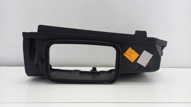 Кришка двигуна декоративна 7787254 BMW