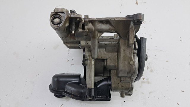 Помпа масляна 7823009 BMW