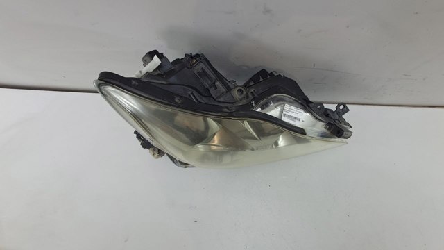 Фара правая 8113053270 TOYOTA