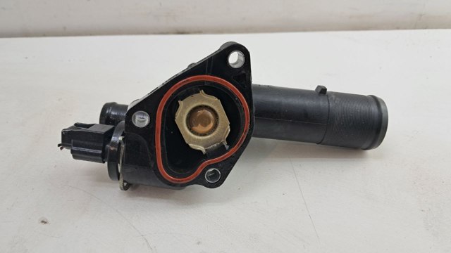 Фланець термостата 8200954328 RENAULT