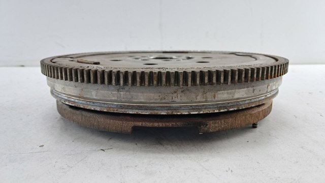 Маховик із зубчастим ободом в зборі 8600207 BMW