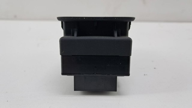Кнопки заднього склопідйомника 9204862 BMW