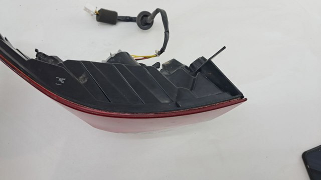 Задній правий зовнішній ліхтар 924021W2 HYUNDAI