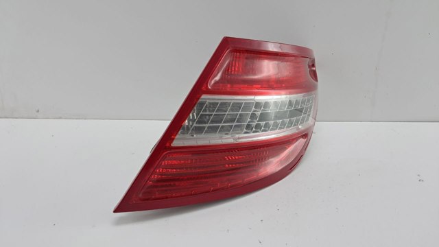 Задні ліхтарі A2048202064 MERCEDES