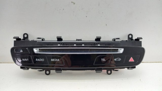 Блок кнопок центральної консолі A2059054601 MERCEDES