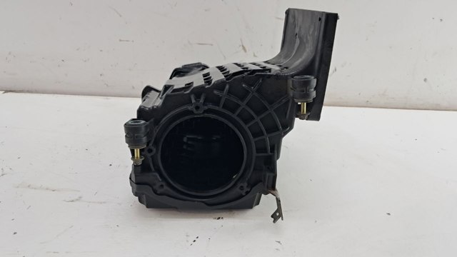 Корпус повітряного фільтра A2710900901 MERCEDES