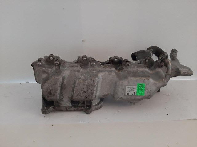 Колектор впускний A6400901537 MERCEDES