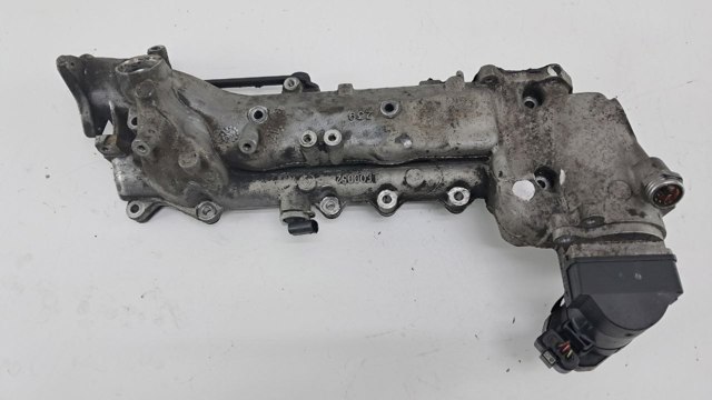 Колектор впускний, правий A6420902637 MERCEDES