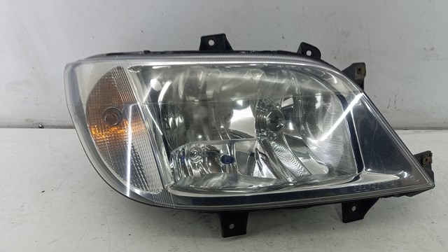 Права блок фара A9098200761 MERCEDES