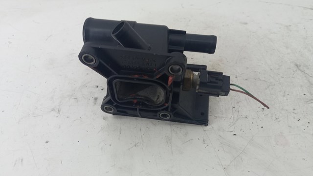 Водяний патрубок LF941517Z MAZDA