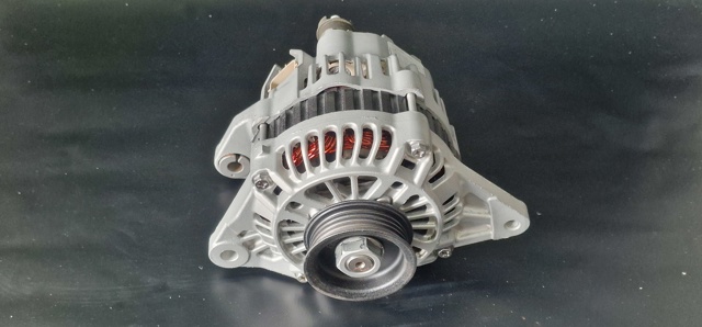 Авто генератор A5TB0692 MITSUBISHI