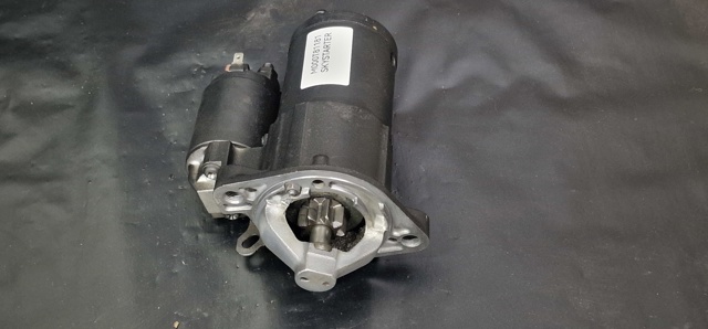 Стартер M000T81181 MITSUBISHI