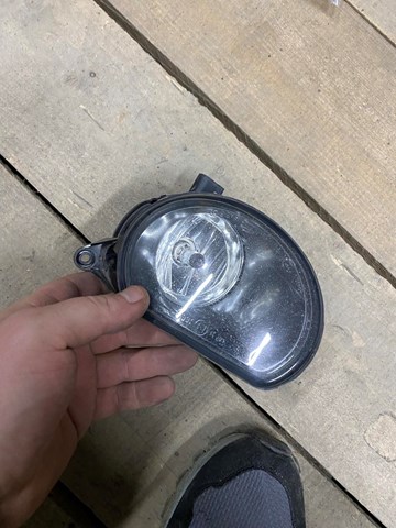 Протитуманка ліва 8P0941699A VAG