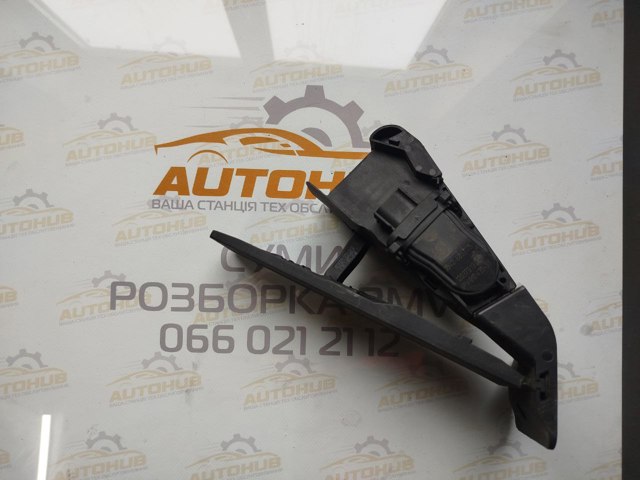 Підаль газу 35426853175 BMW