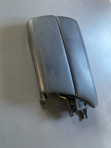 кришка подлоктніка 51169216866 BMW