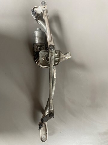 Трапеція склоочисника 61617306266 BMW